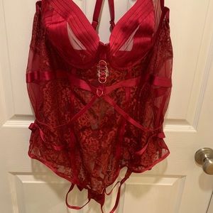 Torrid cut out lingerie size 4 BNWT